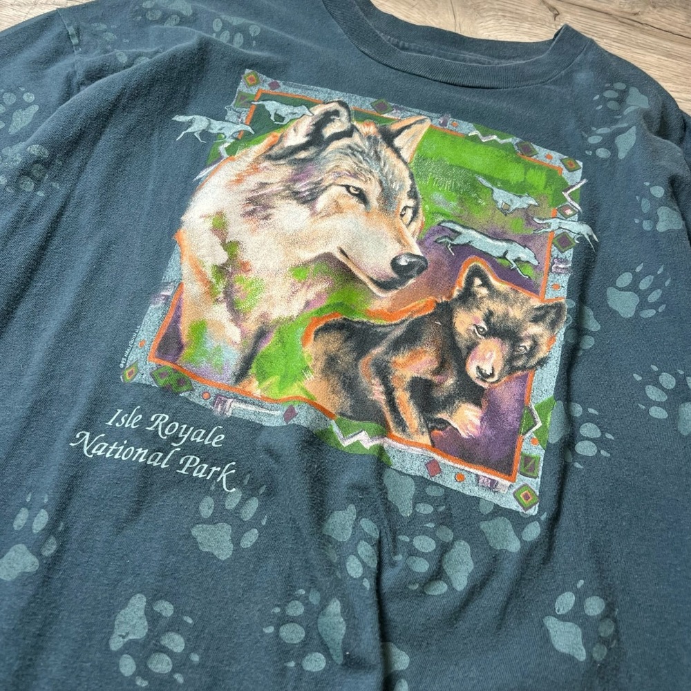 Vintage 90s Isle Royale National Park Wolf Hanes T-Shirt Mens XL Black Paw Print - Picture 2 of 9